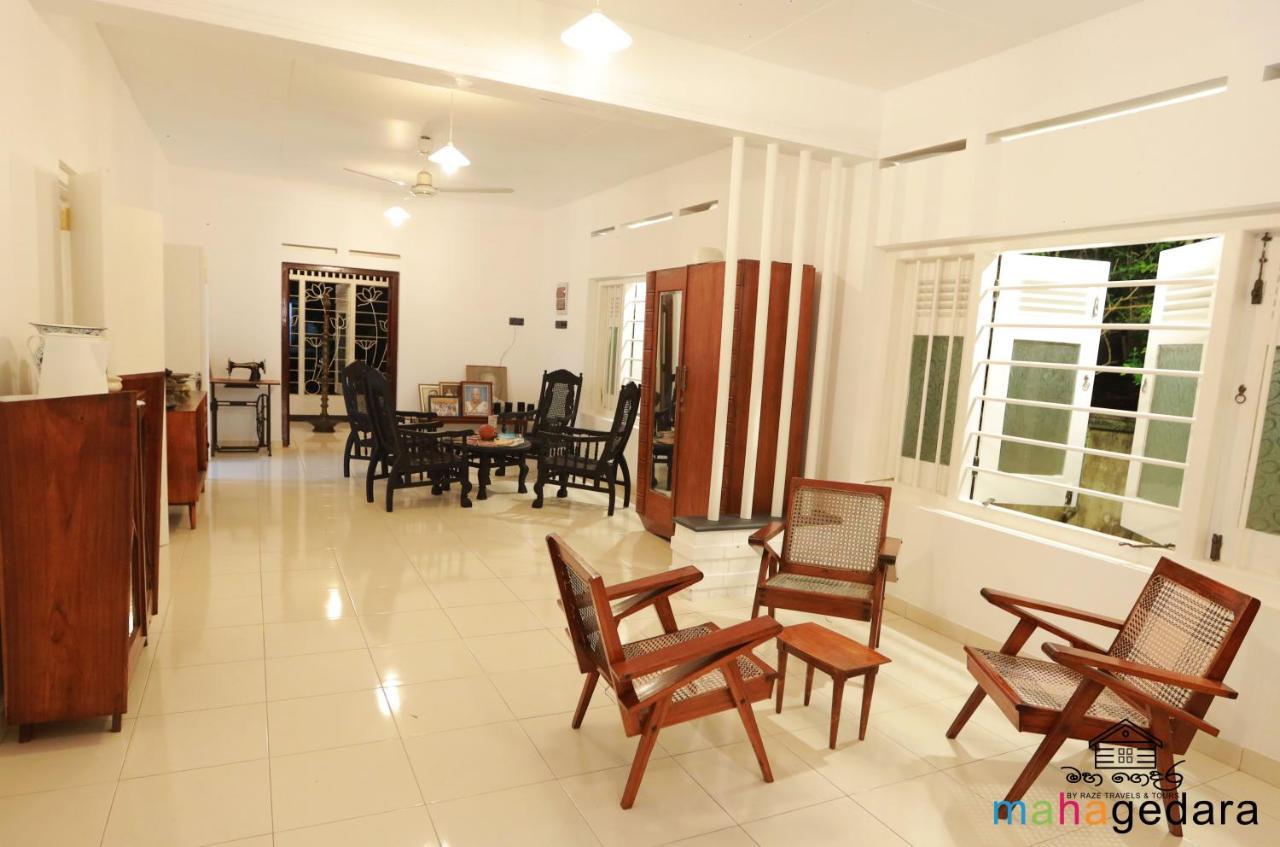 Mahagedara Dickwella Hotel ภายนอก รูปภาพ