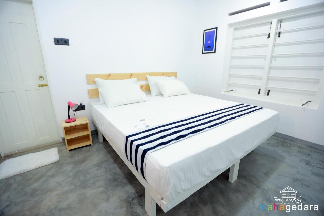 Mahagedara Dickwella Hotel ภายนอก รูปภาพ
