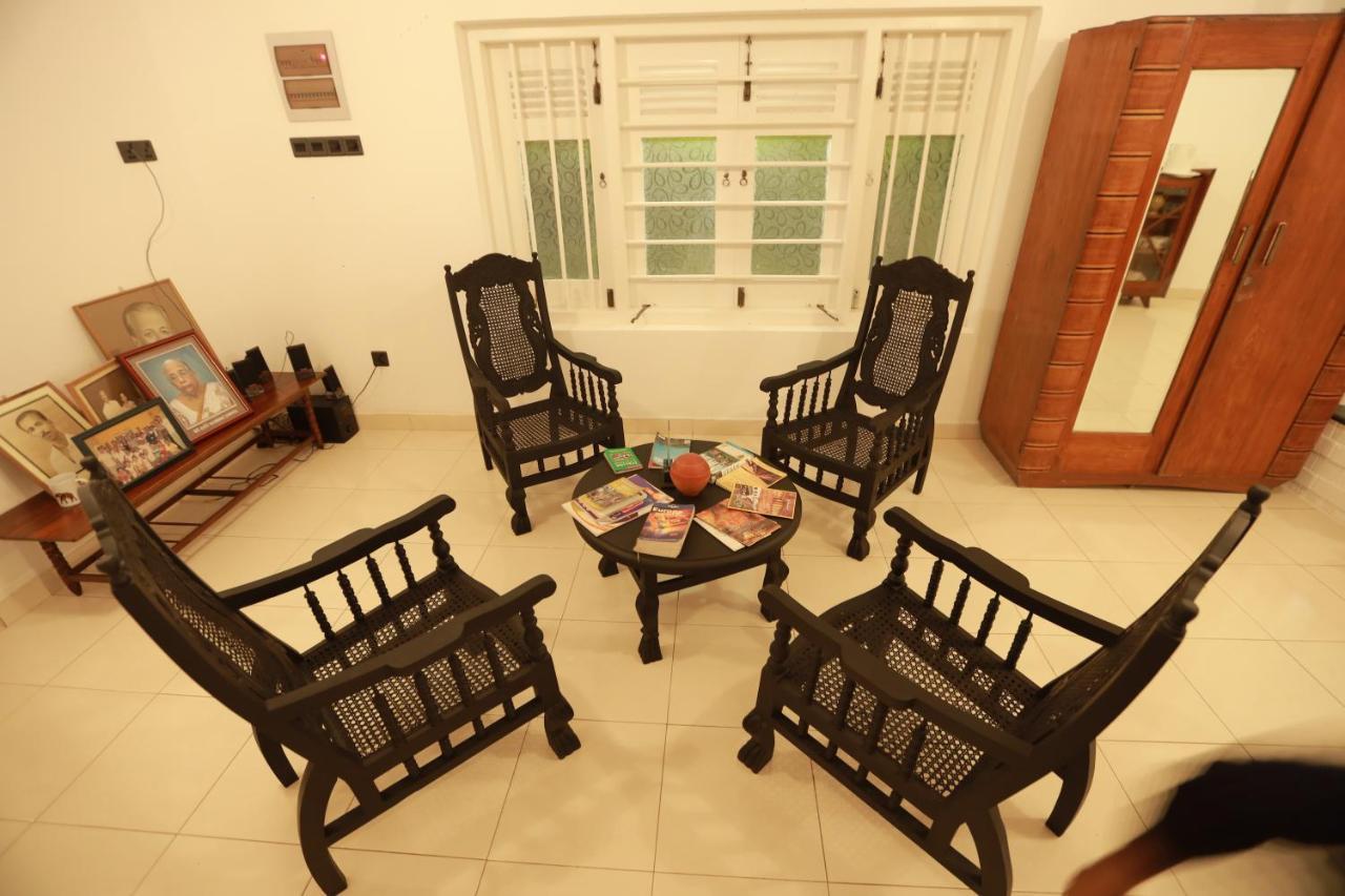 Mahagedara Dickwella Hotel ภายนอก รูปภาพ