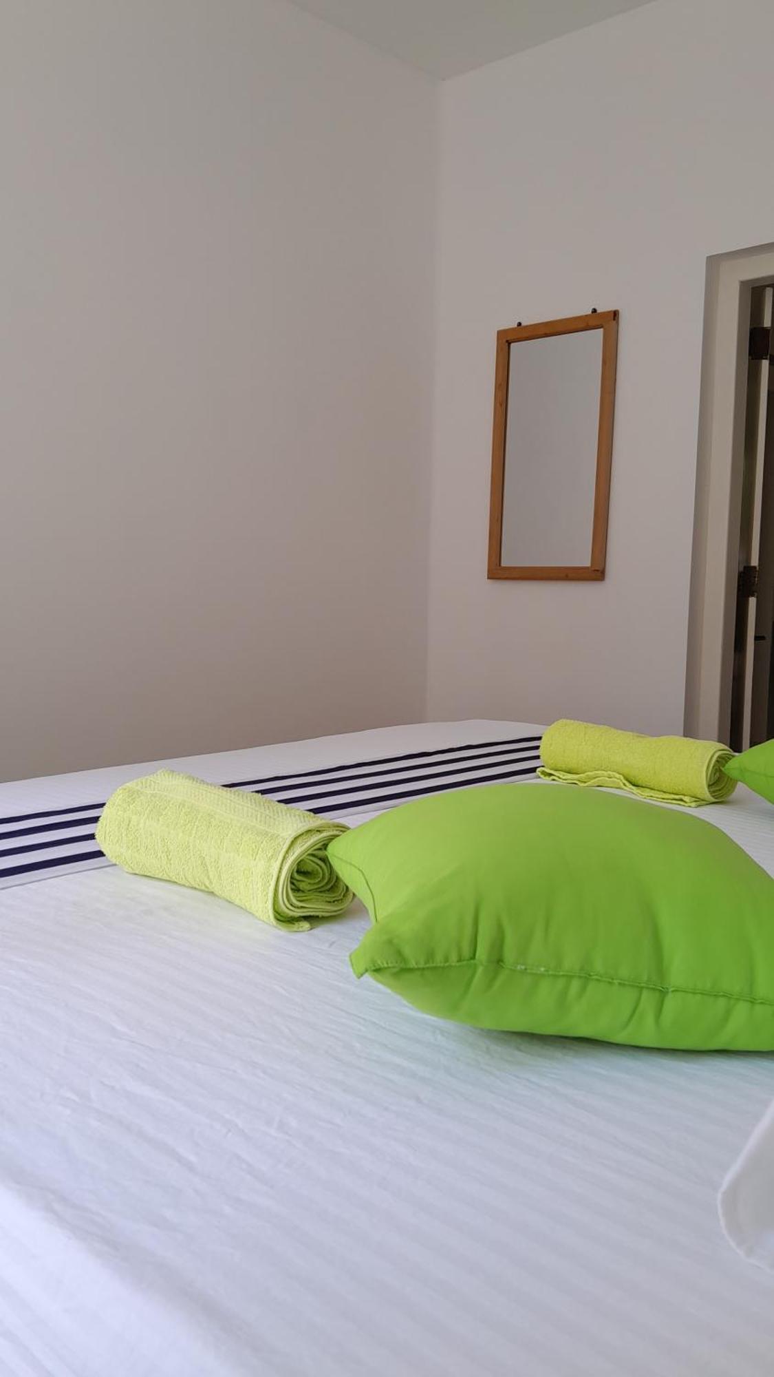 Mahagedara Dickwella Hotel ภายนอก รูปภาพ