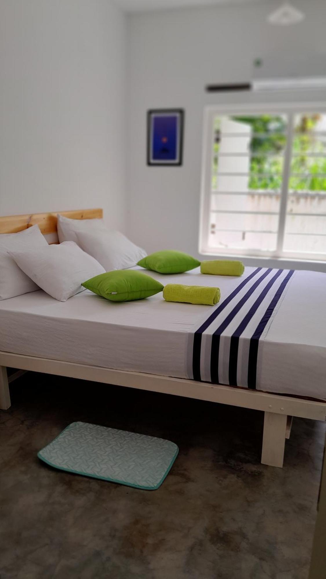 Mahagedara Dickwella Hotel ภายนอก รูปภาพ